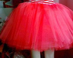 公主纱裙成人舞蹈视频教学,优雅舞步，绽放宫廷风采